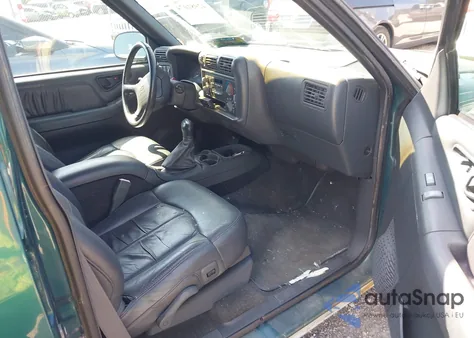 1997 Chevrolet Blazer Lt from USA, damaged, VIN 1GNDT13W0V2192960